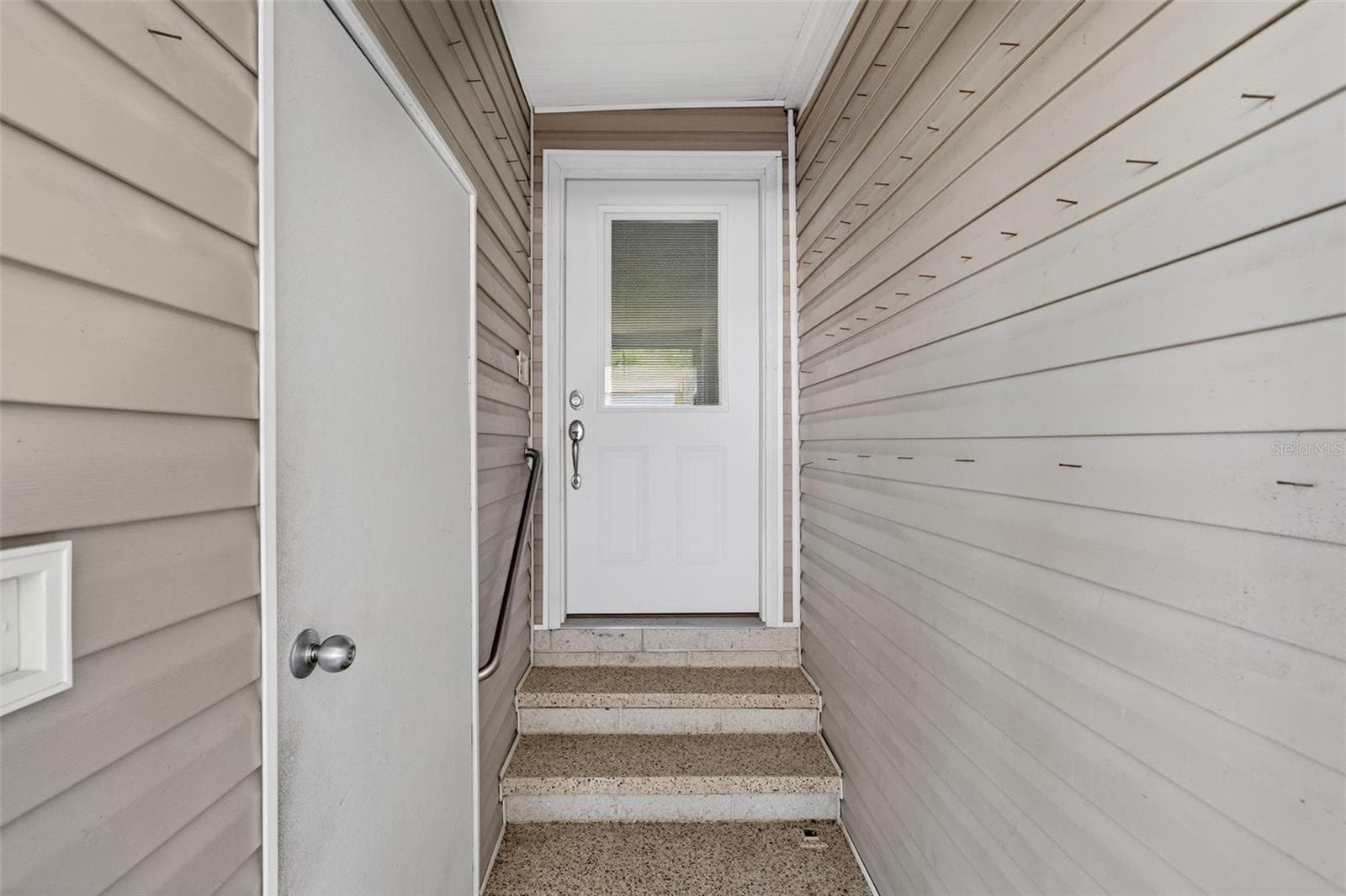 Manufactured Home at 209 VISTORIA DR, NORTH PORT, photo 29 of 37