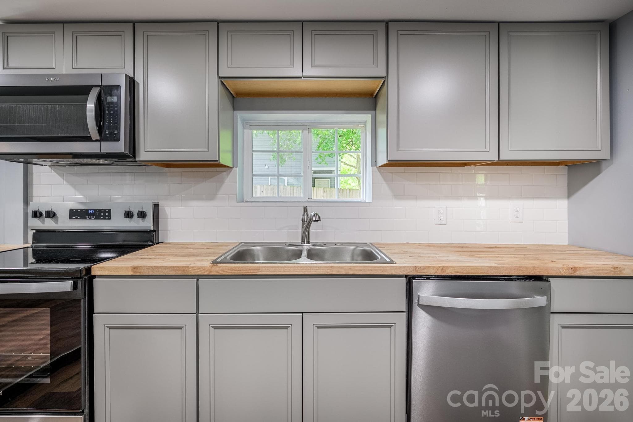 Butcher Block Countertops - 19513 Meridian Street, Cornelius