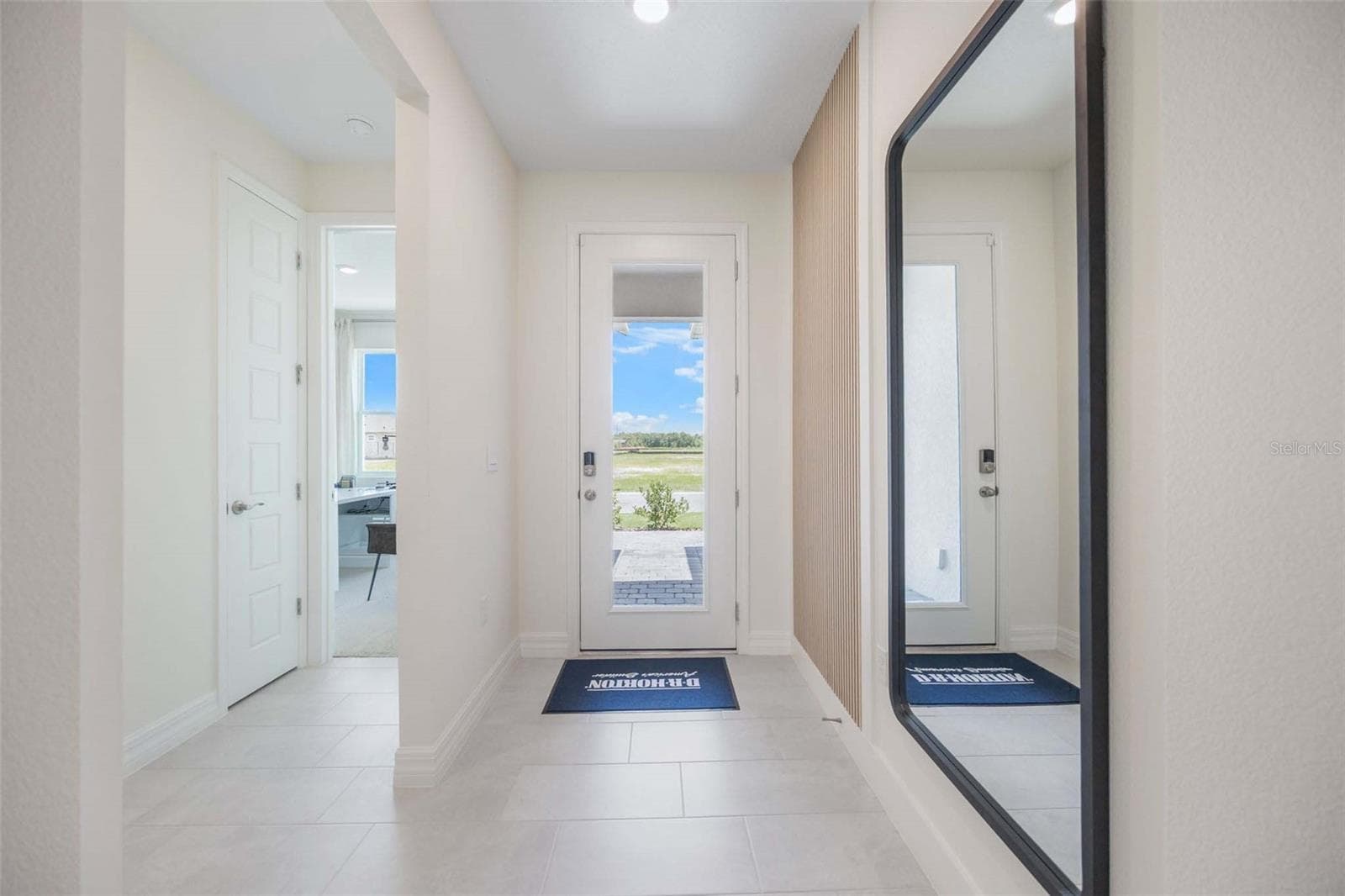 Single Family Residence at 3952 KENNEBUNK LOOP, MOUNT DORA, photo 3 of 63