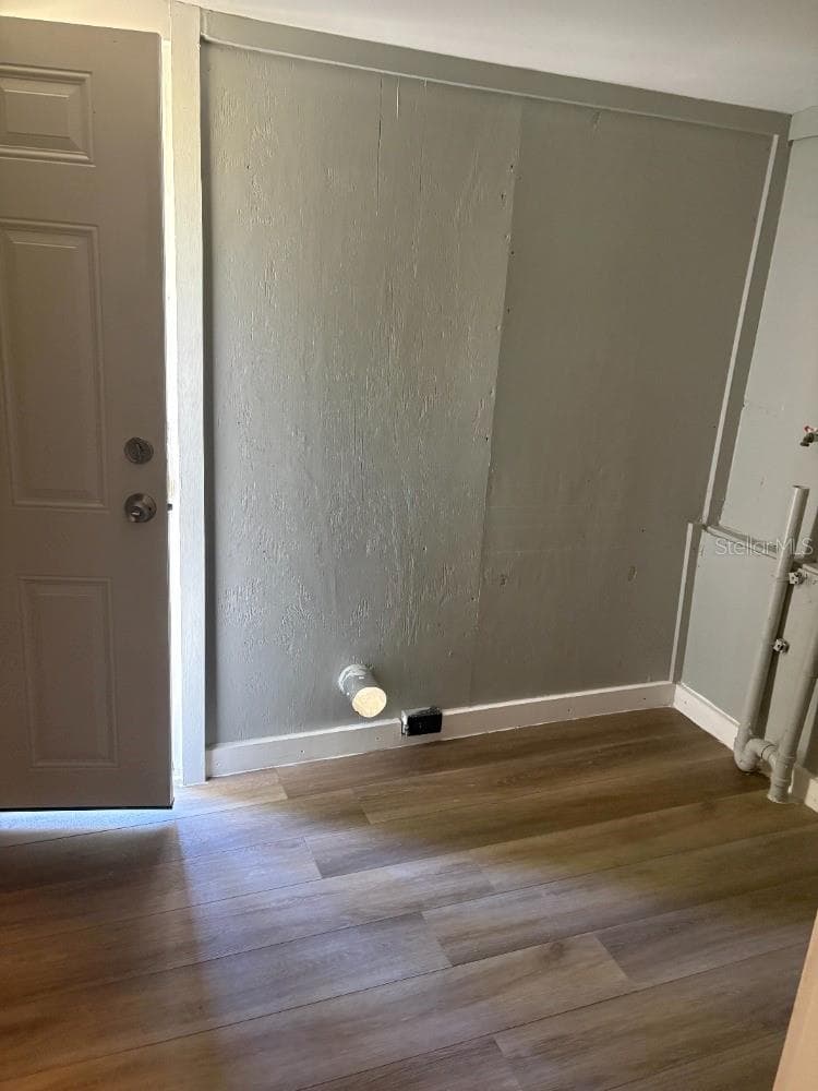 Single Family Residence at 408 N MARTIN LUTHER KING JR AVE, CLEARWATER, photo 11 of 25