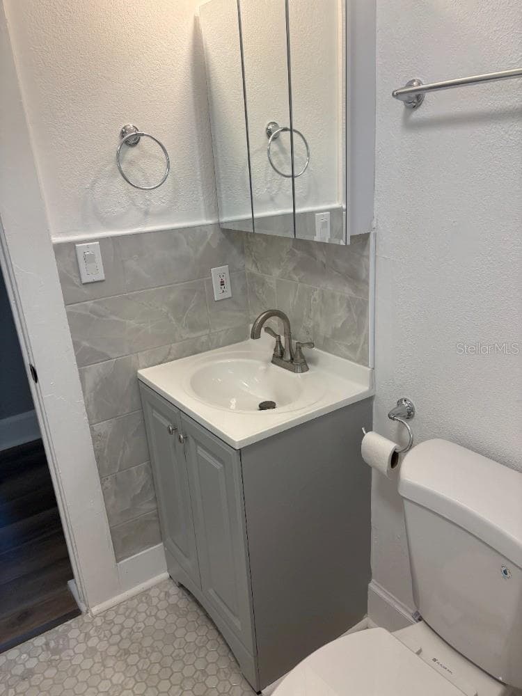 Single Family Residence at 408 N MARTIN LUTHER KING JR AVE, CLEARWATER, photo 13 of 25