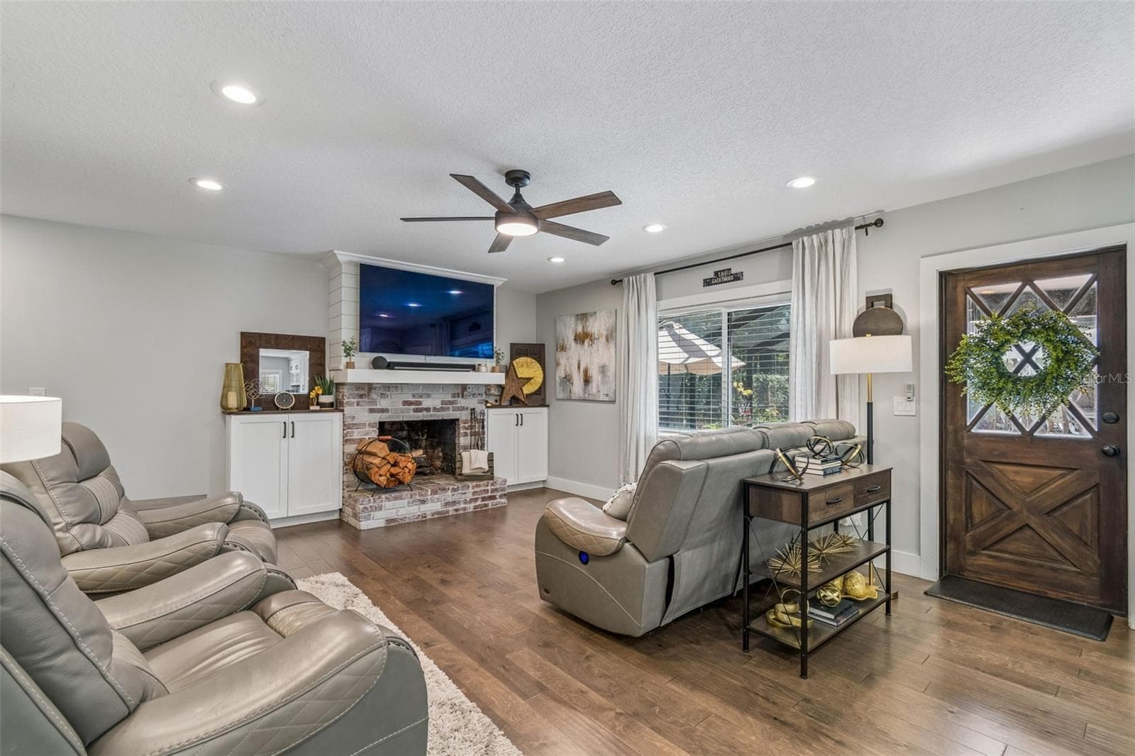 Single Family Residence at 4528 W WOODMERE RD, TAMPA, photo 23 of 100