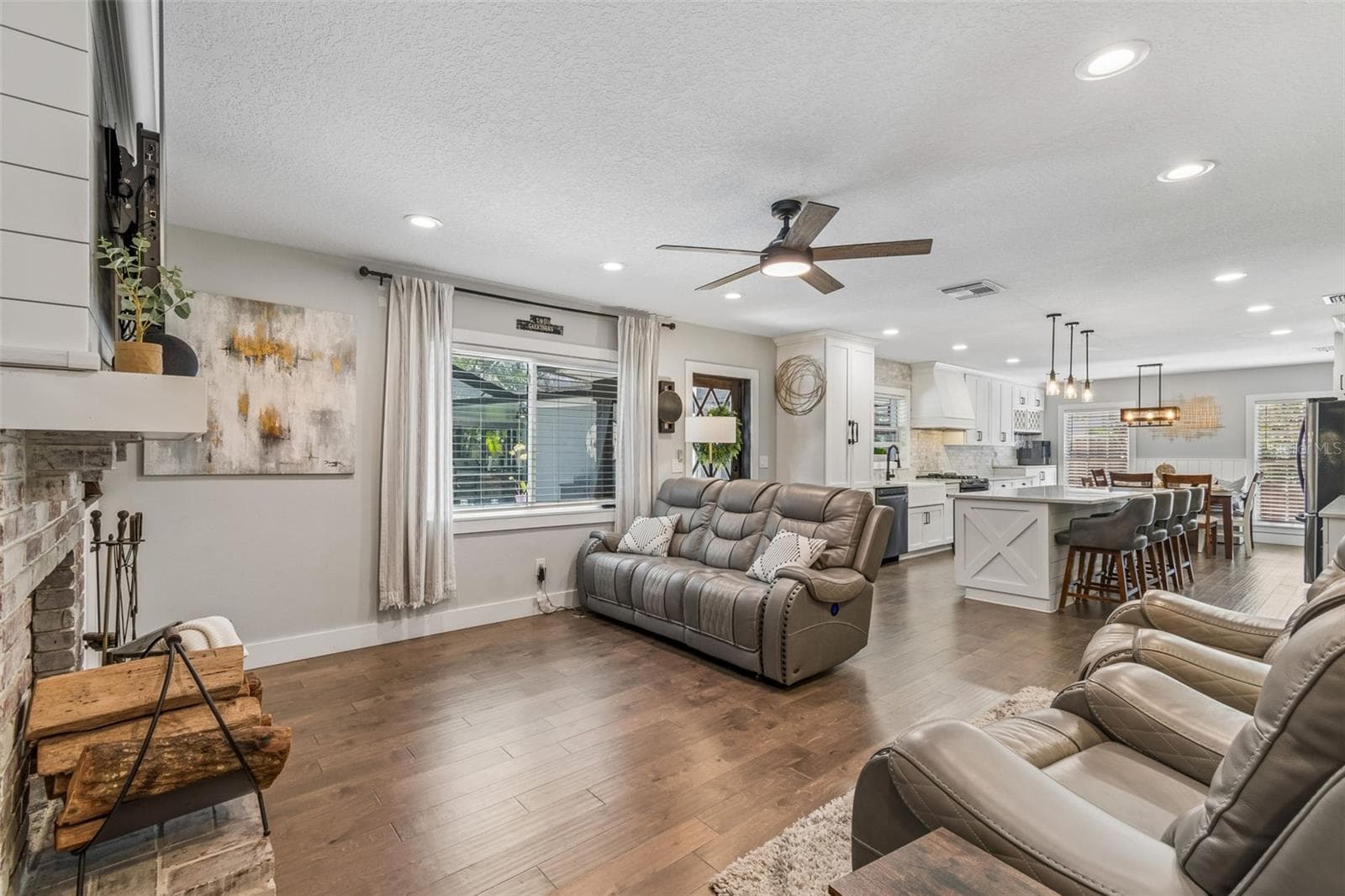 Single Family Residence at 4528 W WOODMERE RD, TAMPA, photo 26 of 100