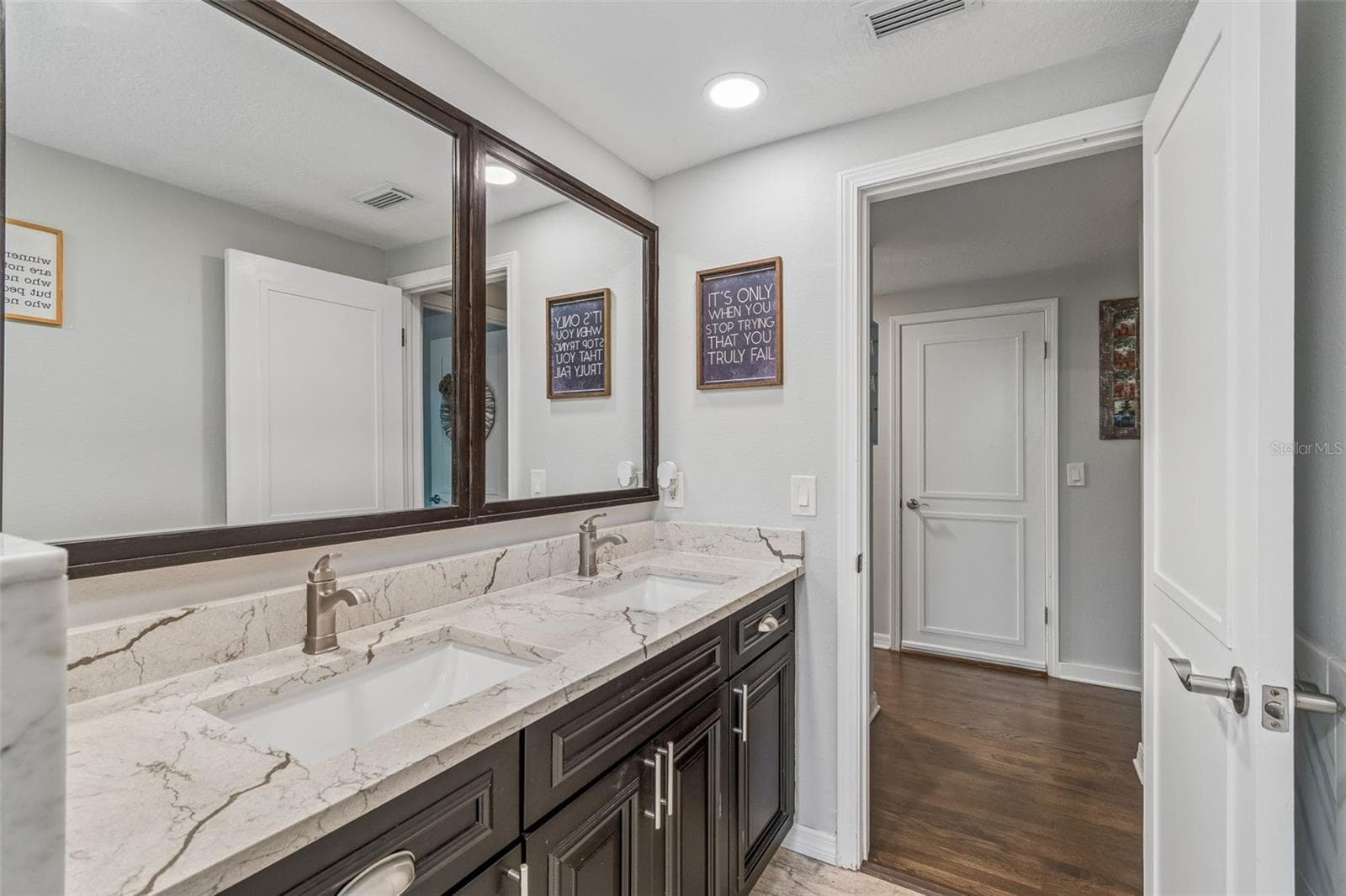 Single Family Residence at 4528 W WOODMERE RD, TAMPA, photo 50 of 100