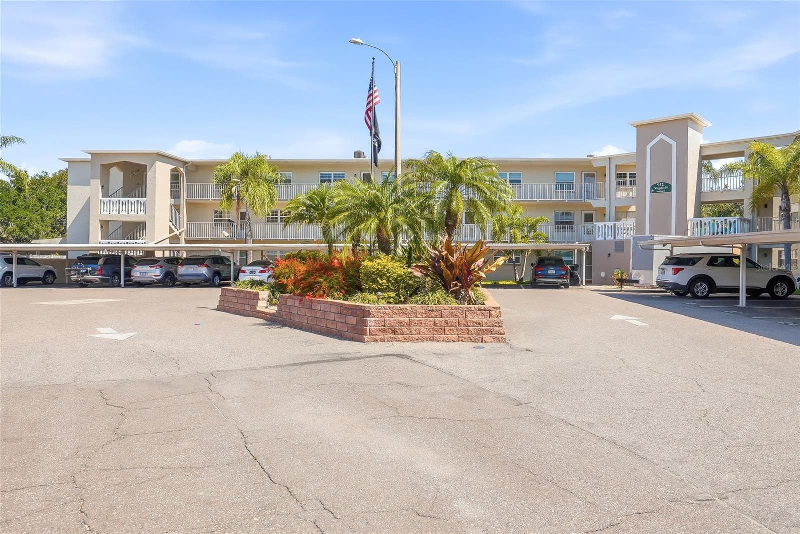 Condominium at 952 VIRGINIA ST #202, DUNEDIN, photo 2 of 52