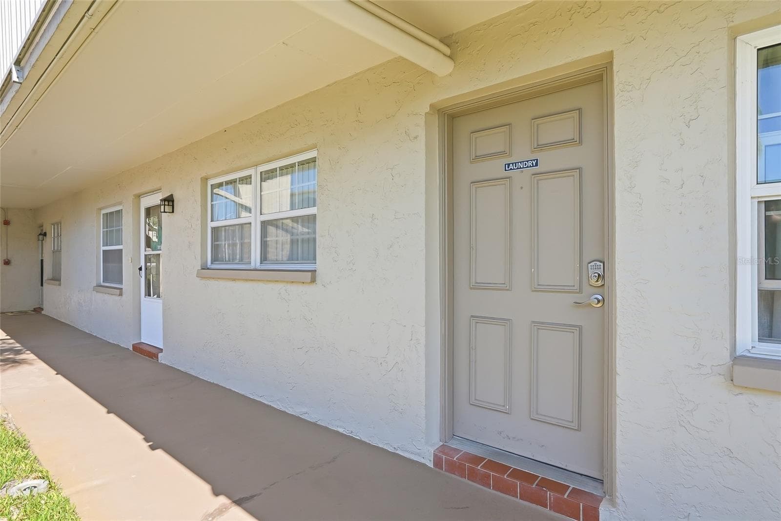 Condominium at 952 VIRGINIA ST #202, DUNEDIN, photo 10 of 52