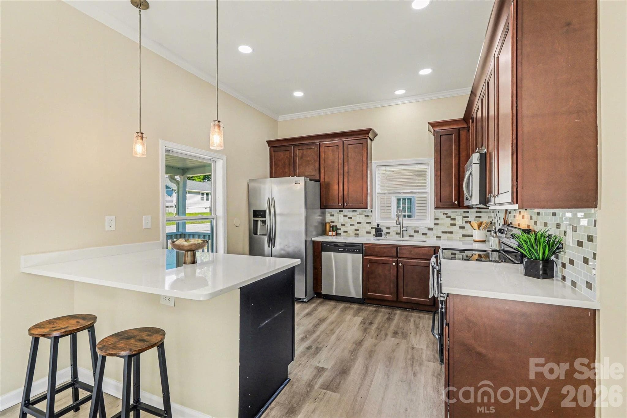 Single Family Residence at 118 Glen Rae Street SW, Concord, photo 4 of 19