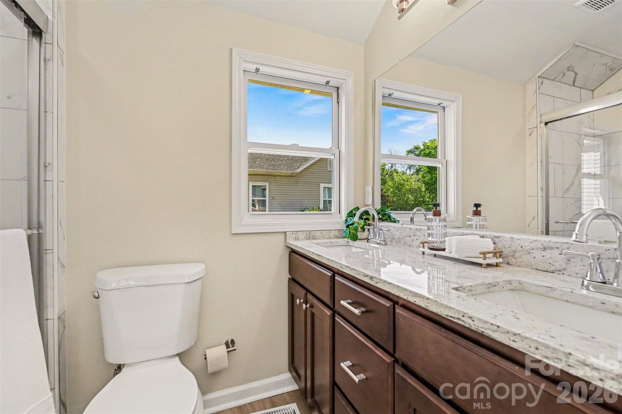 Single Family Residence at 118 Glen Rae Street SW, Concord, photo 7 of 19