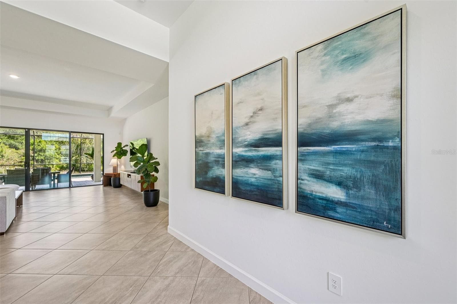 Single Family Residence at 16309 TRADEWIND TER, LAKEWOOD RANCH, photo 9 of 95