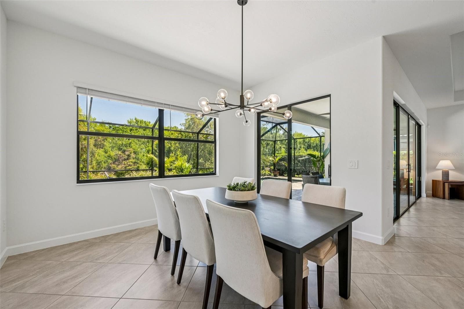 Single Family Residence at 16309 TRADEWIND TER, LAKEWOOD RANCH, photo 18 of 95