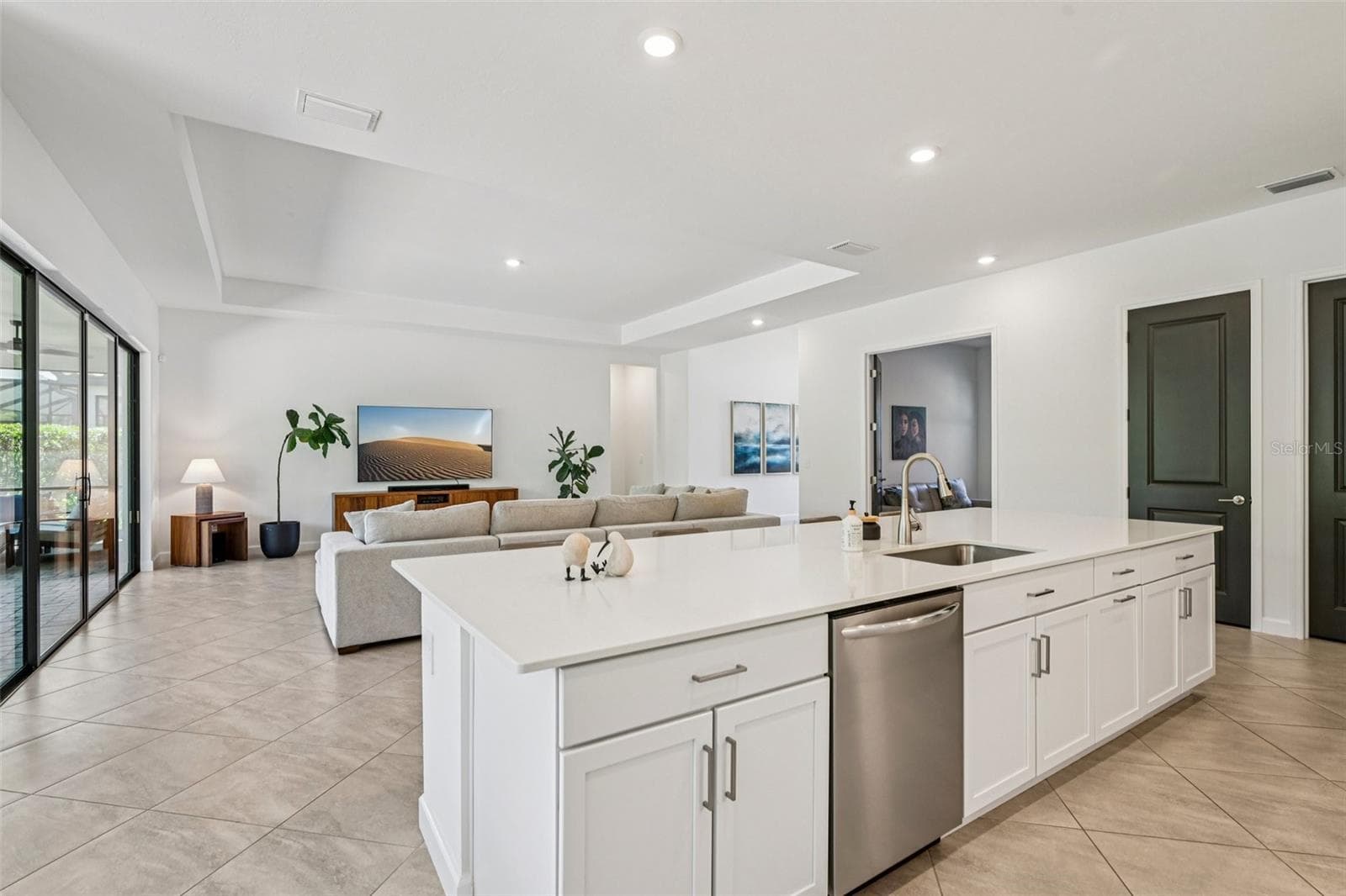 Single Family Residence at 16309 TRADEWIND TER, LAKEWOOD RANCH, photo 19 of 95