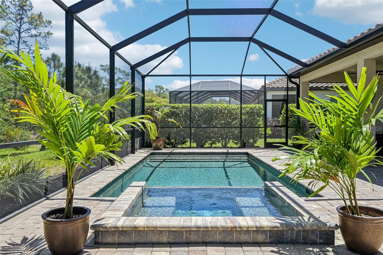 Single Family Residence at 16309 TRADEWIND TER, LAKEWOOD RANCH, photo 5 of 95