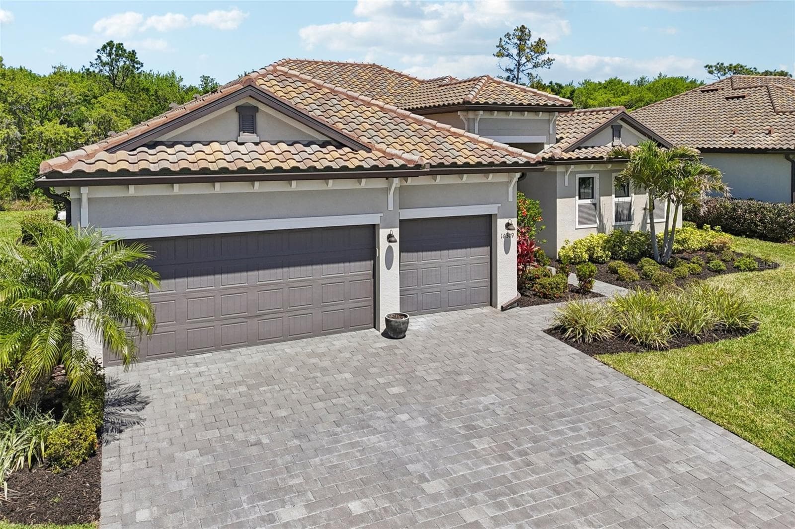 Single Family Residence at 16309 TRADEWIND TER, LAKEWOOD RANCH, photo 47 of 95