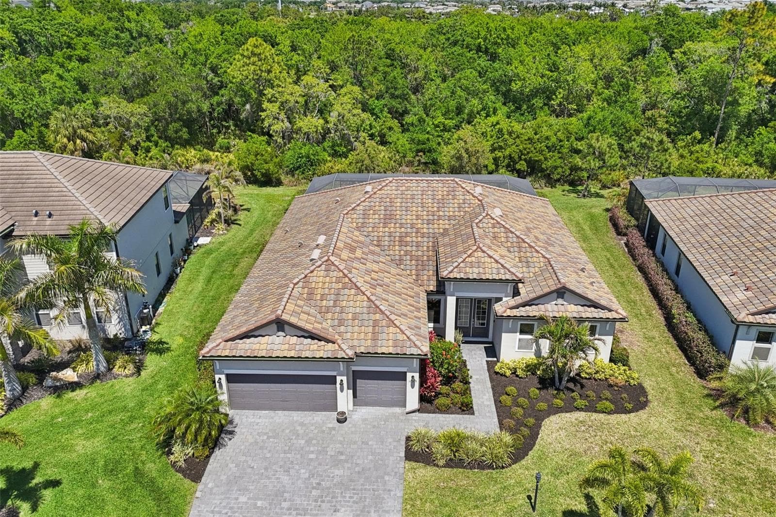 Single Family Residence at 16309 TRADEWIND TER, LAKEWOOD RANCH, photo 48 of 95