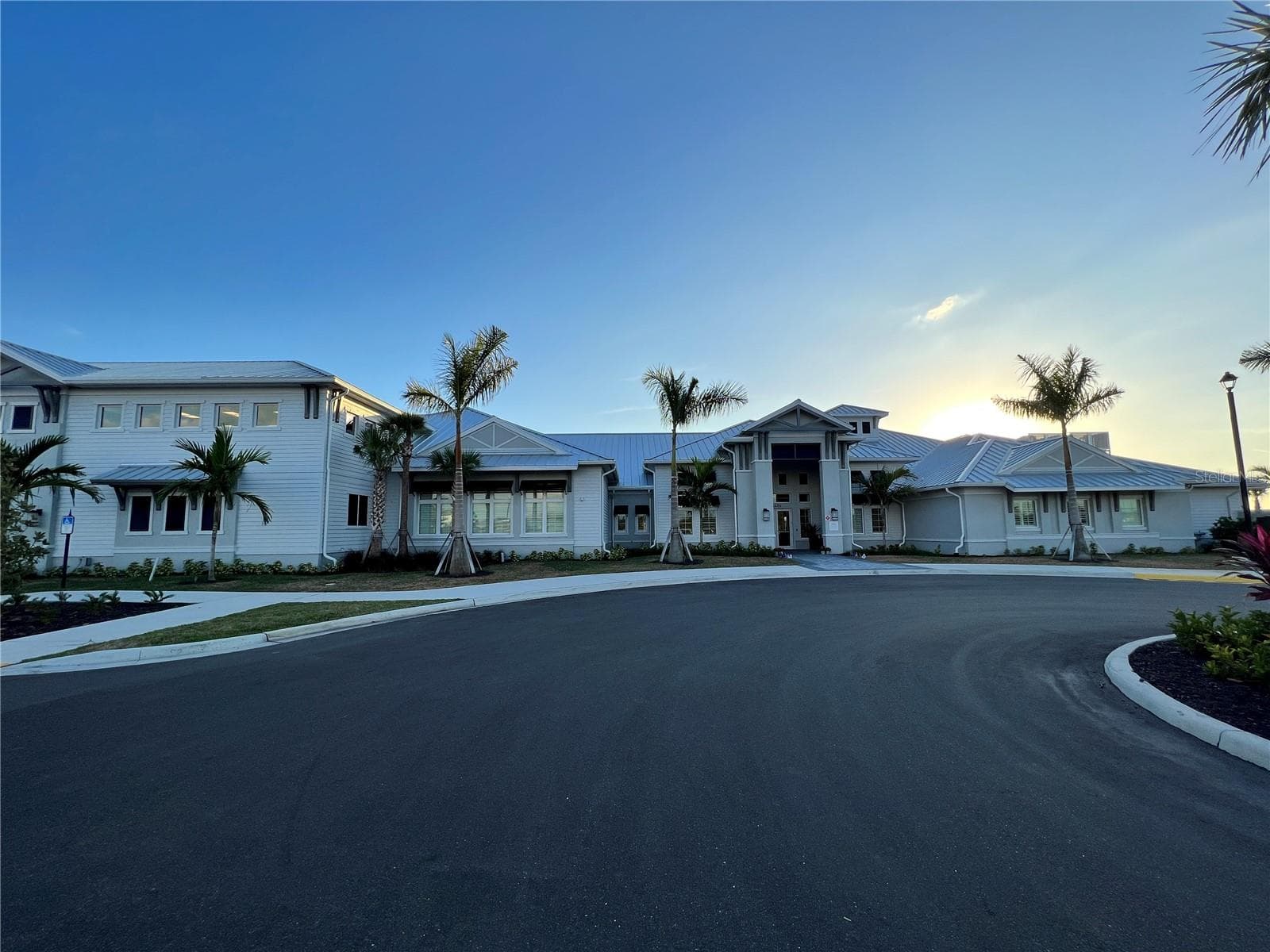 Single Family Residence at 16309 TRADEWIND TER, LAKEWOOD RANCH, photo 93 of 95