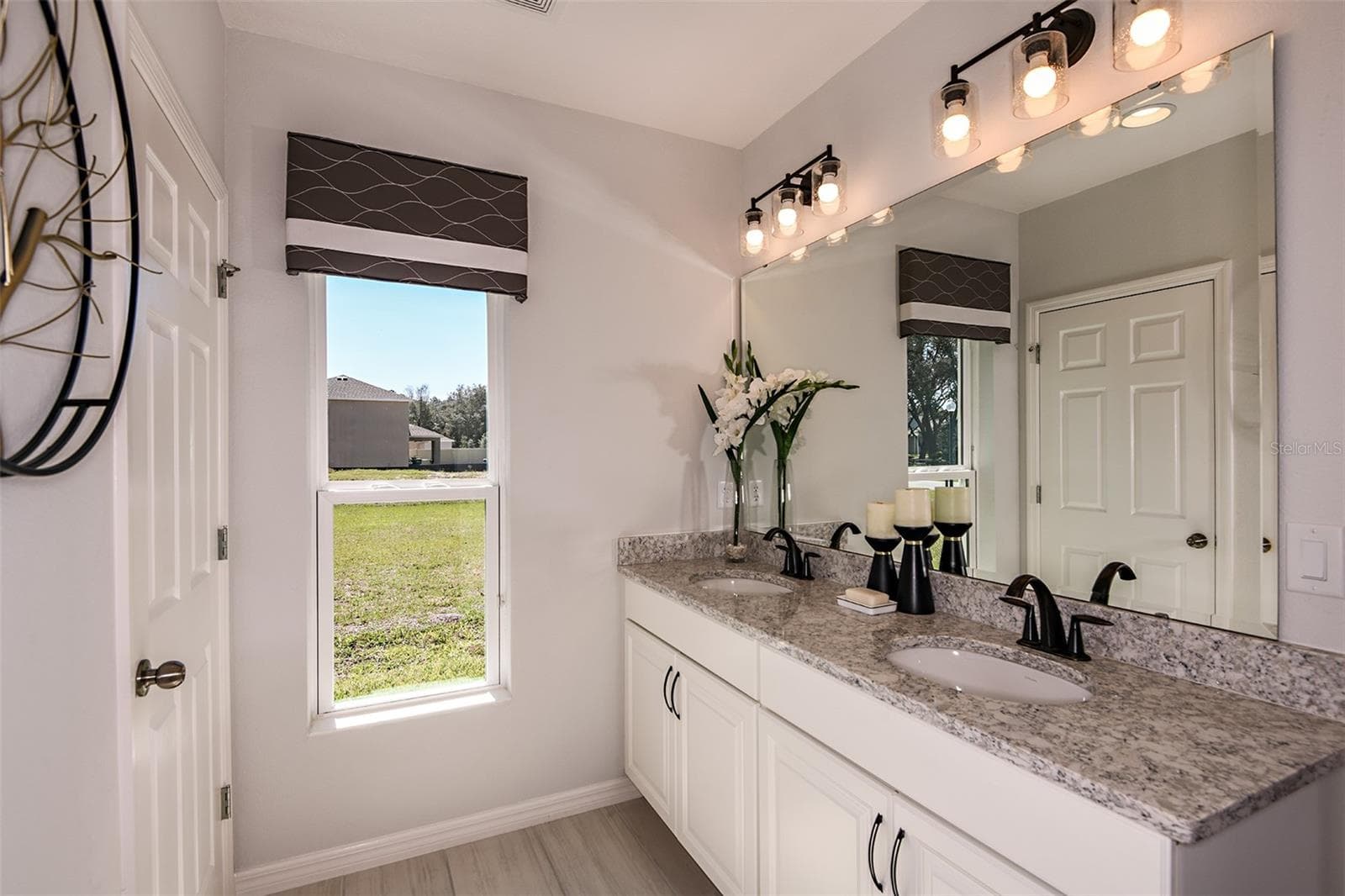 Single Family Residence at 591 DARSHIRE AVE, EUSTIS, photo 16 of 33