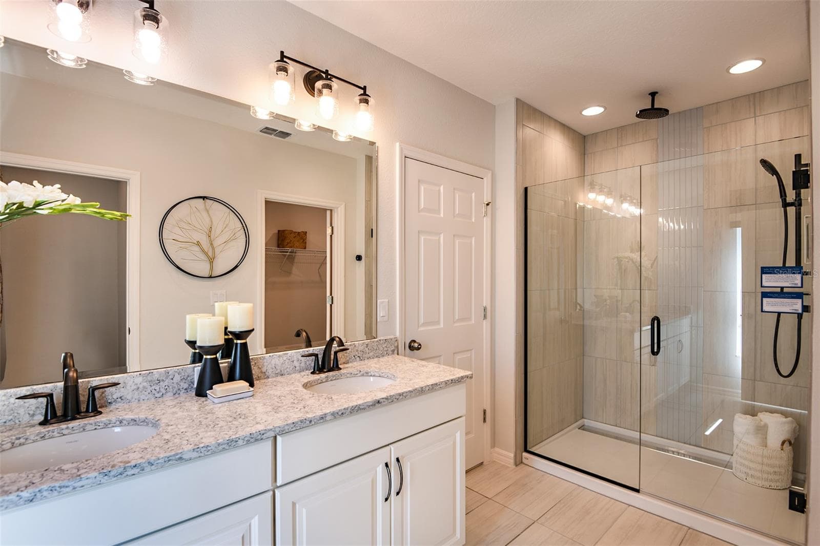 Single Family Residence at 591 DARSHIRE AVE, EUSTIS, photo 18 of 33
