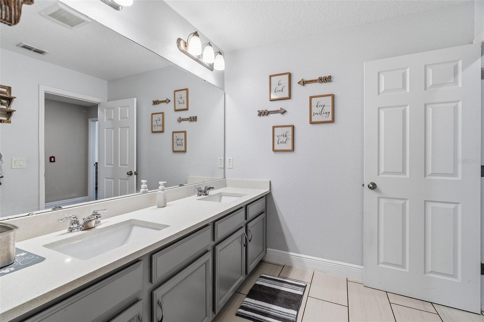 Upstairs Full Bathroom - 3481 MIDDLEBROOK PL, ST CLOUD