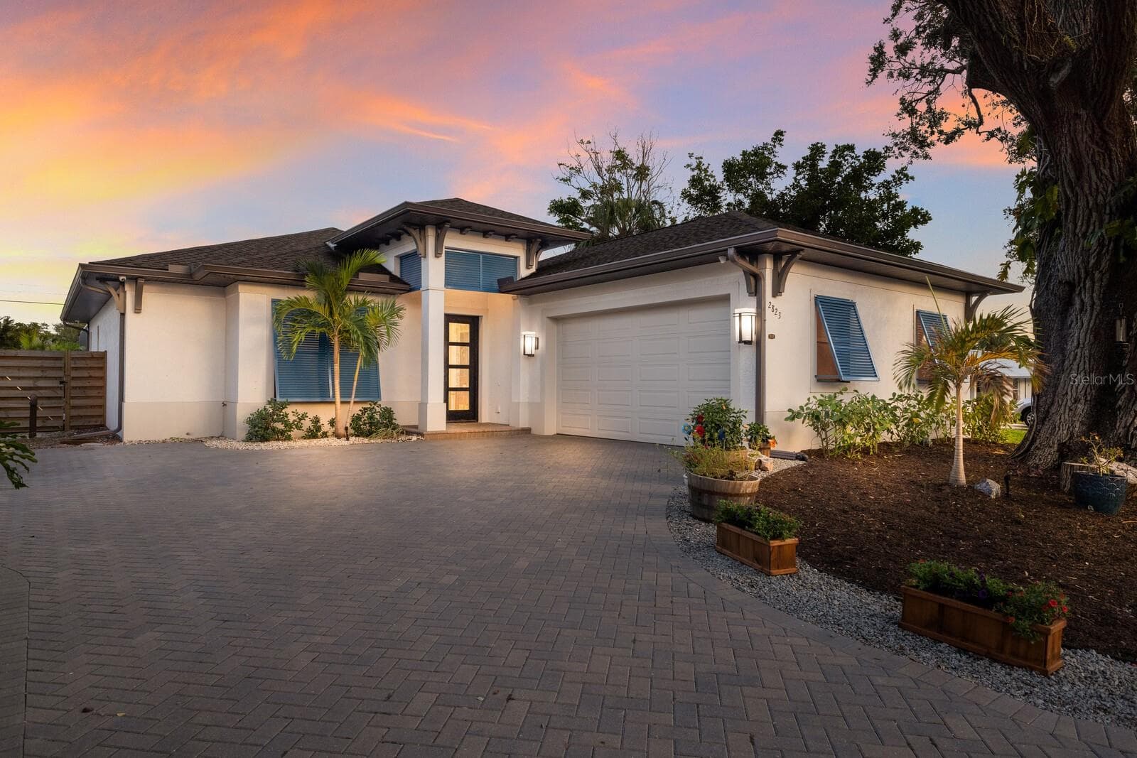 2823 MARSHALL DR