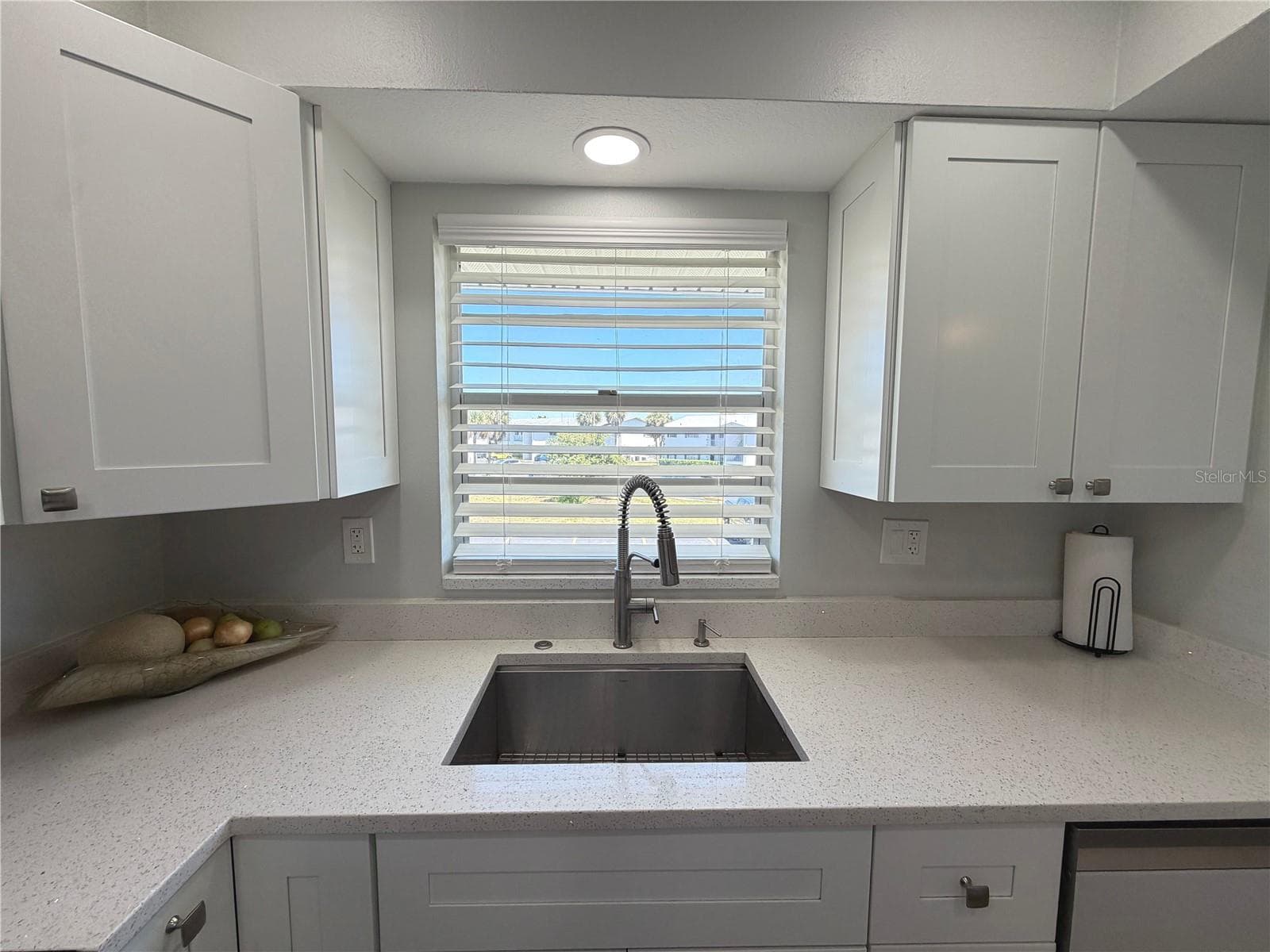 Condominium at 102 46TH AVENUE TER W #403, BRADENTON, photo 12 of 49