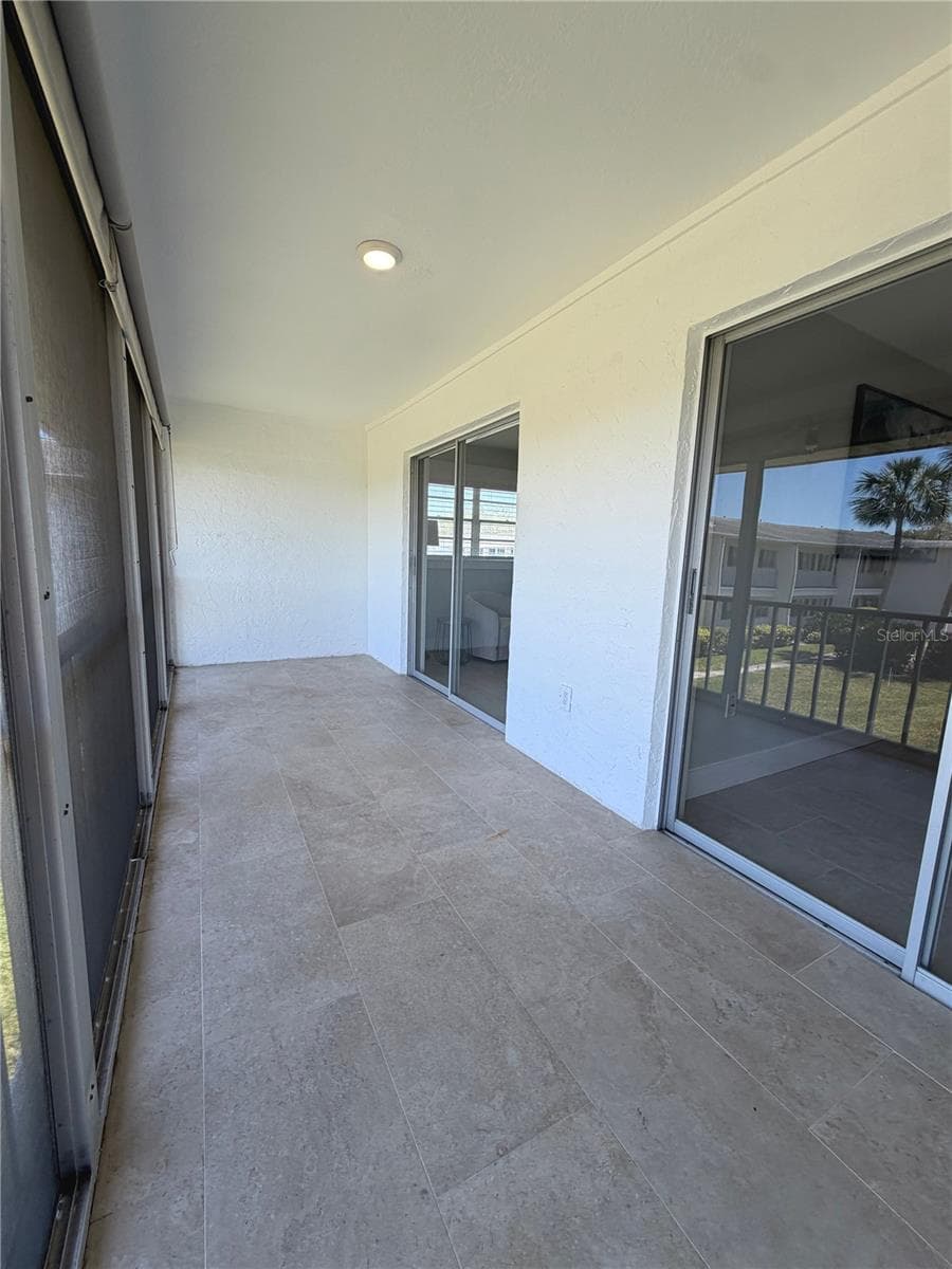 Condominium at 102 46TH AVENUE TER W #403, BRADENTON, photo 34 of 49