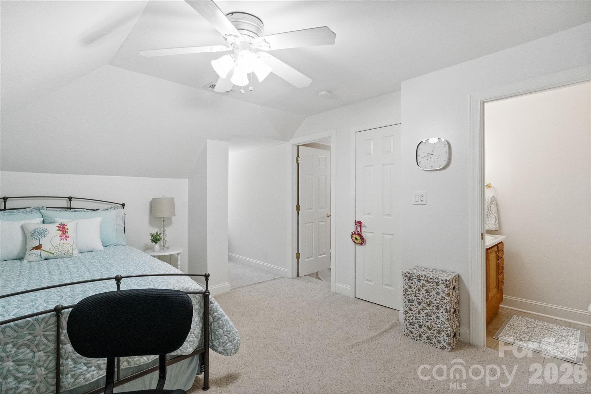 Upstairs rooms - 1701 South Point Road, Belmont