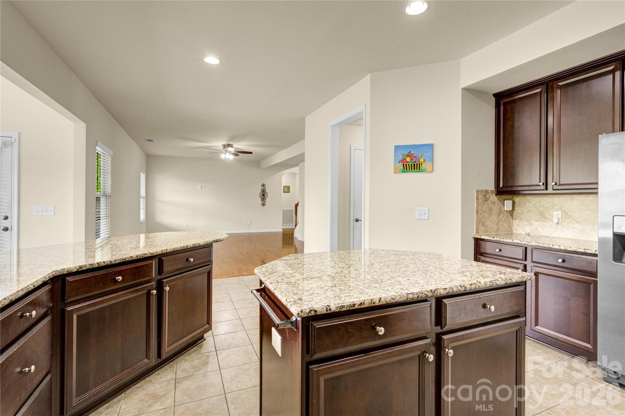 Single Family Residence at 817 Wingthorn Rose Drive, Gastonia, photo 12 of 45