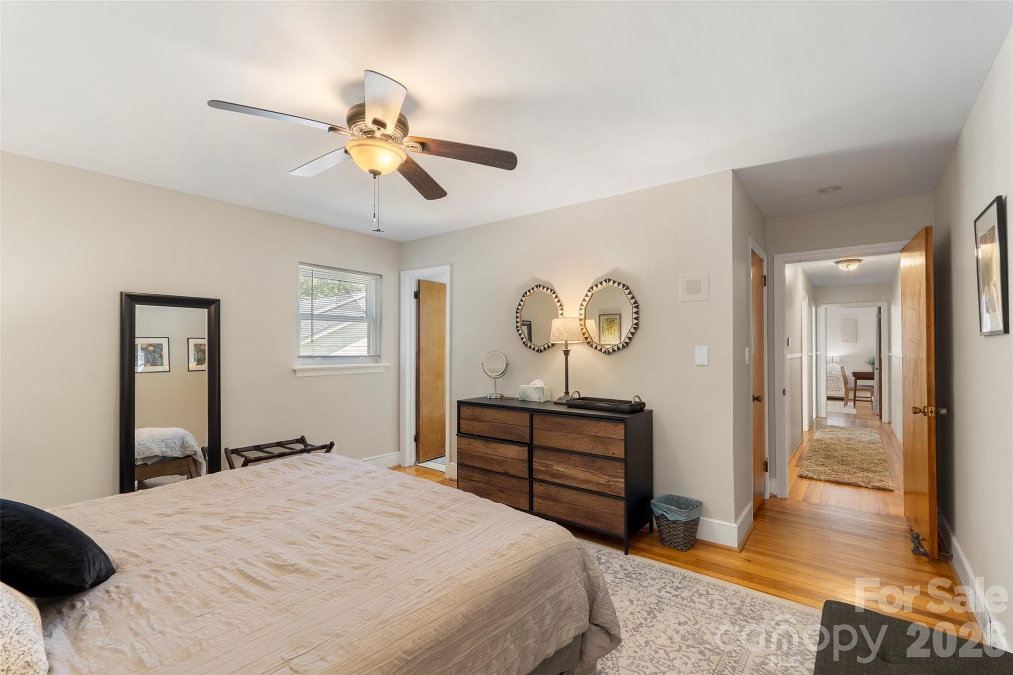Single Family Residence at 5322 Baker Drive, Charlotte, photo 19 of 33