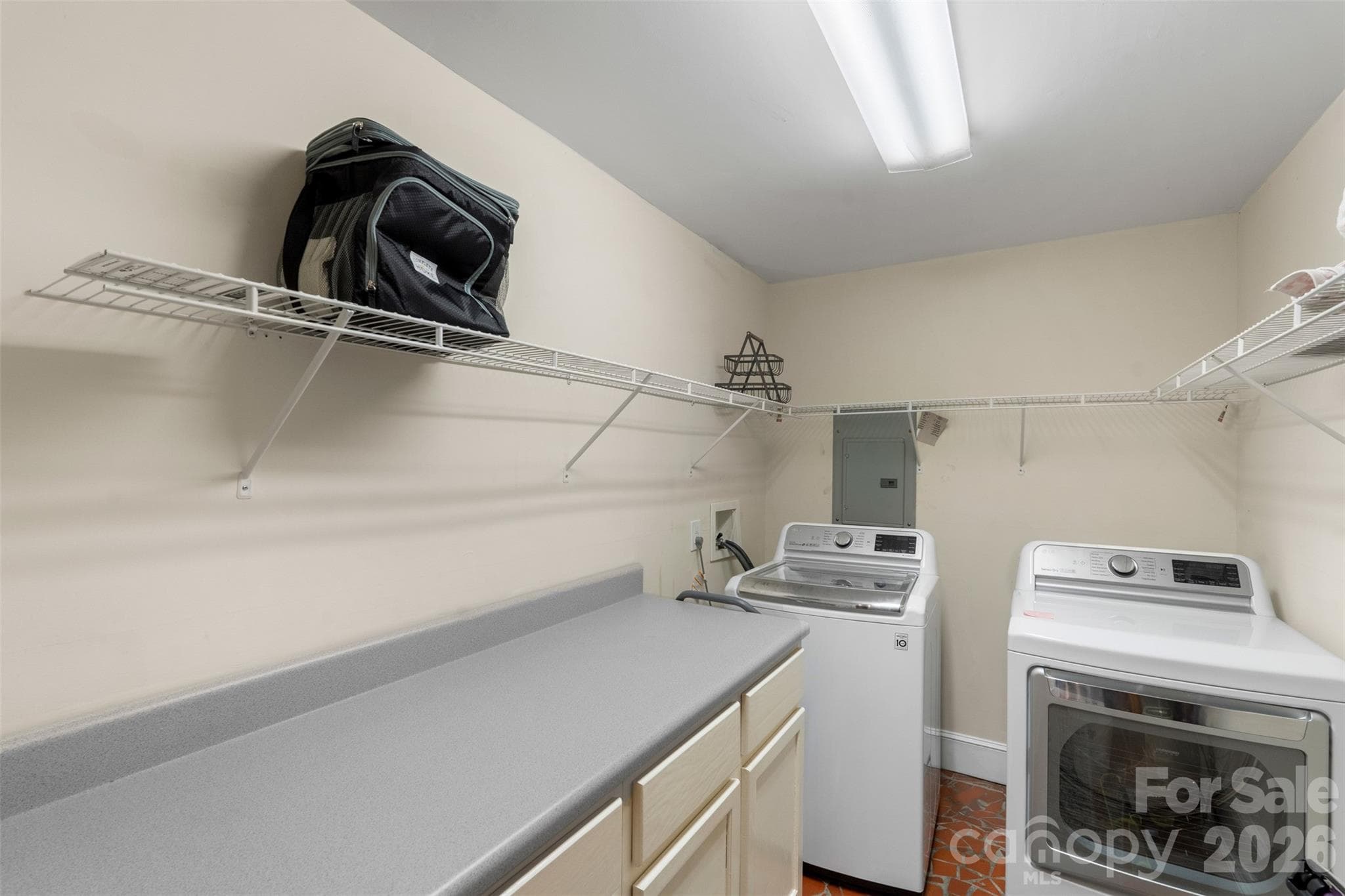 Single Family Residence at 5322 Baker Drive, Charlotte, photo 26 of 33
