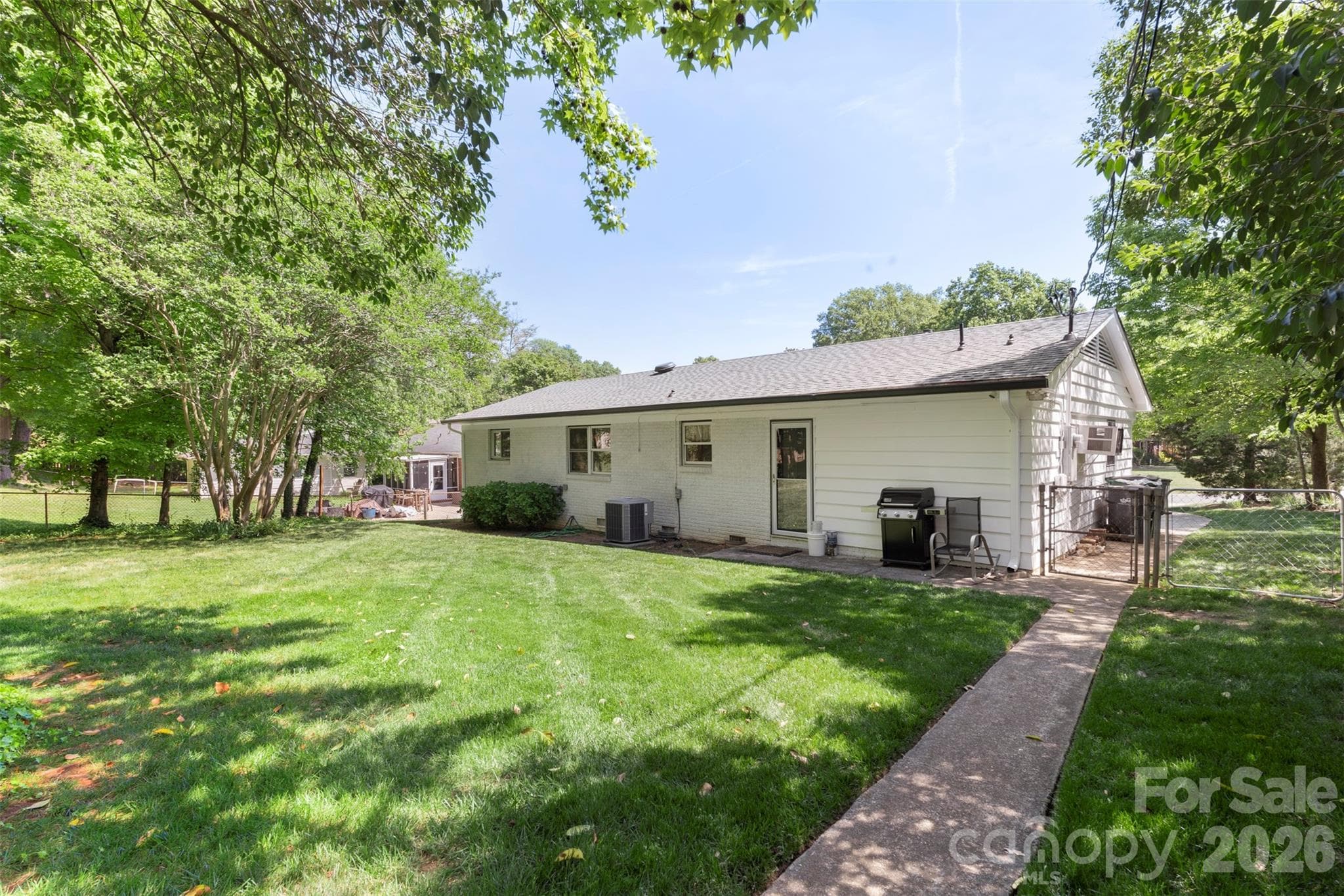 Single Family Residence at 5322 Baker Drive, Charlotte, photo 30 of 33