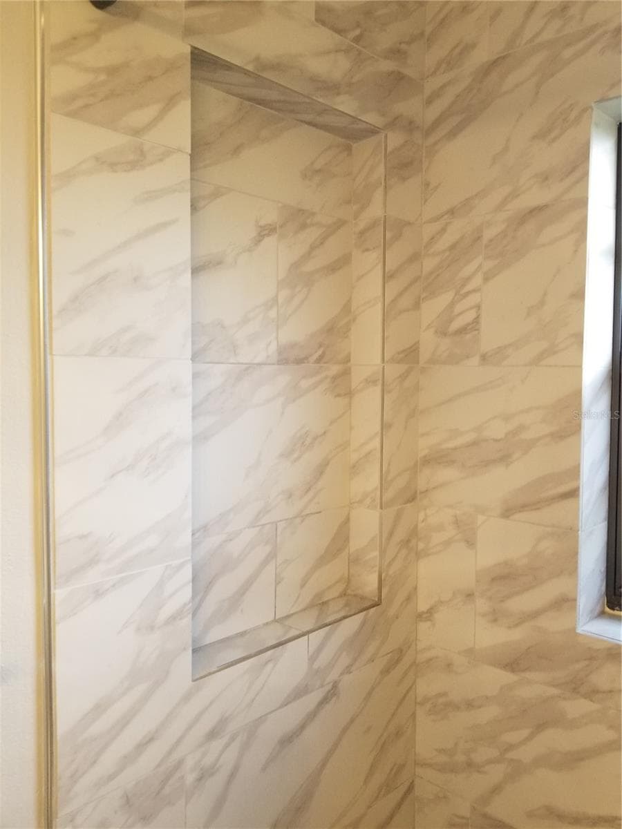 MAIN BATH BUILT IN SHELF - 1720 FOSSIL DR, ENGLEWOOD