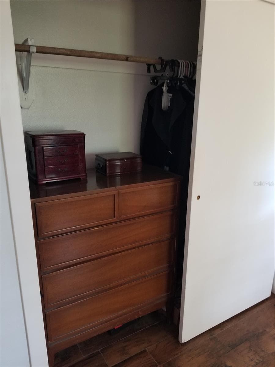 CLOSET N BEDROOM 3 - 1720 FOSSIL DR, ENGLEWOOD