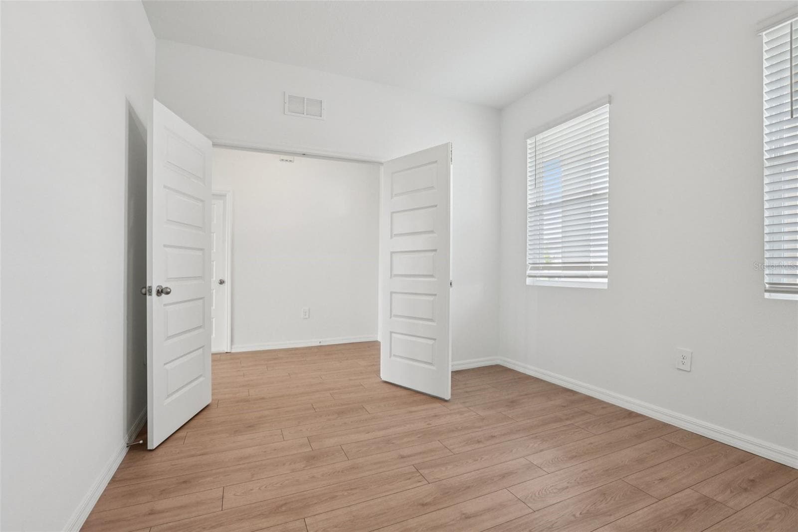 Single Family Residence at 5384 CLOUDBERRY AVE, LAKELAND, photo 39 of 88