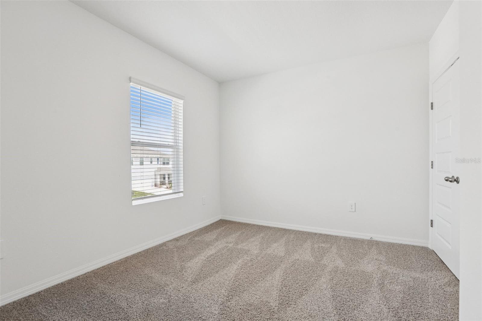 Single Family Residence at 5352 CLOUDBERRY AVE, LAKELAND, photo 33 of 50