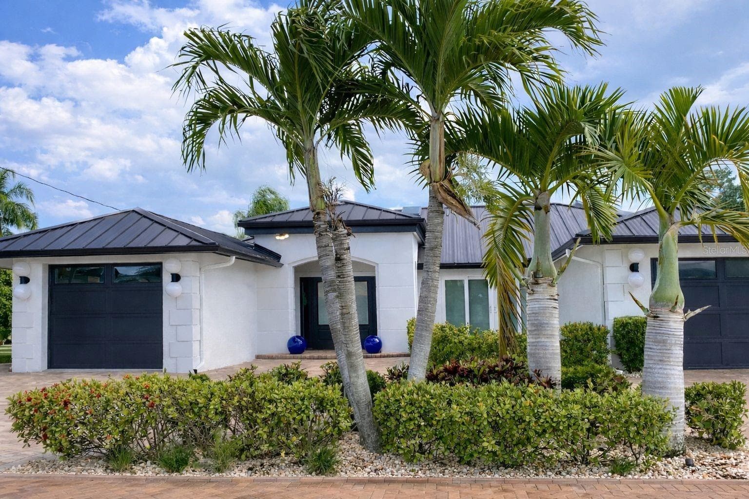 808 SW 52ND ST