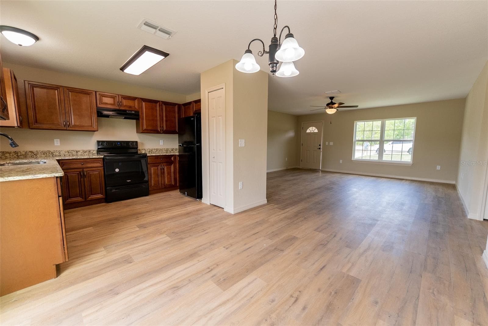 Single Family Residence at 3348 SE 143RD PL, SUMMERFIELD, photo 16 of 29