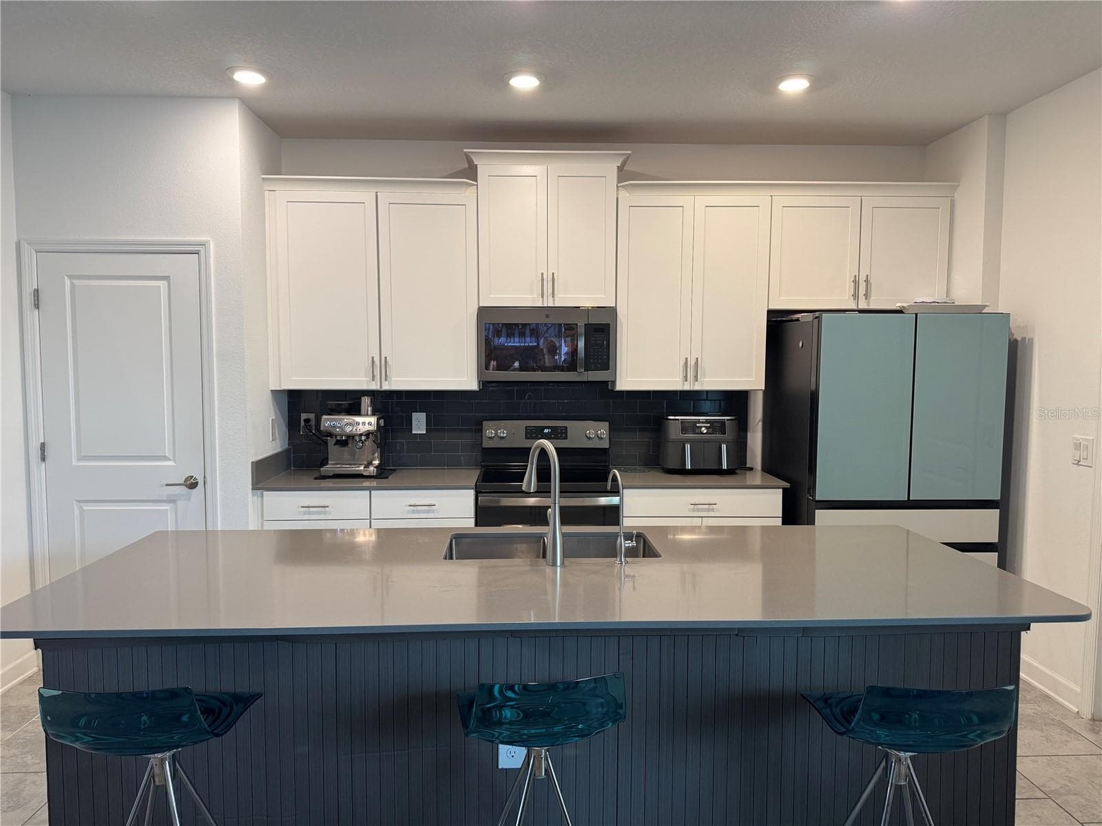 Townhouse at 11924 BOLDFACE DR, ORLANDO, photo 14 of 40