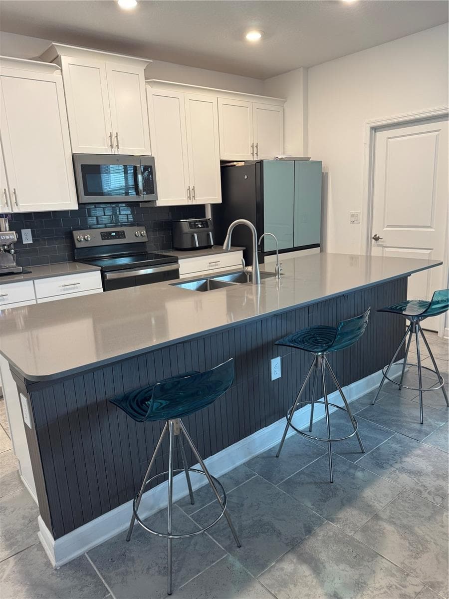 Townhouse at 11924 BOLDFACE DR, ORLANDO, photo 15 of 40