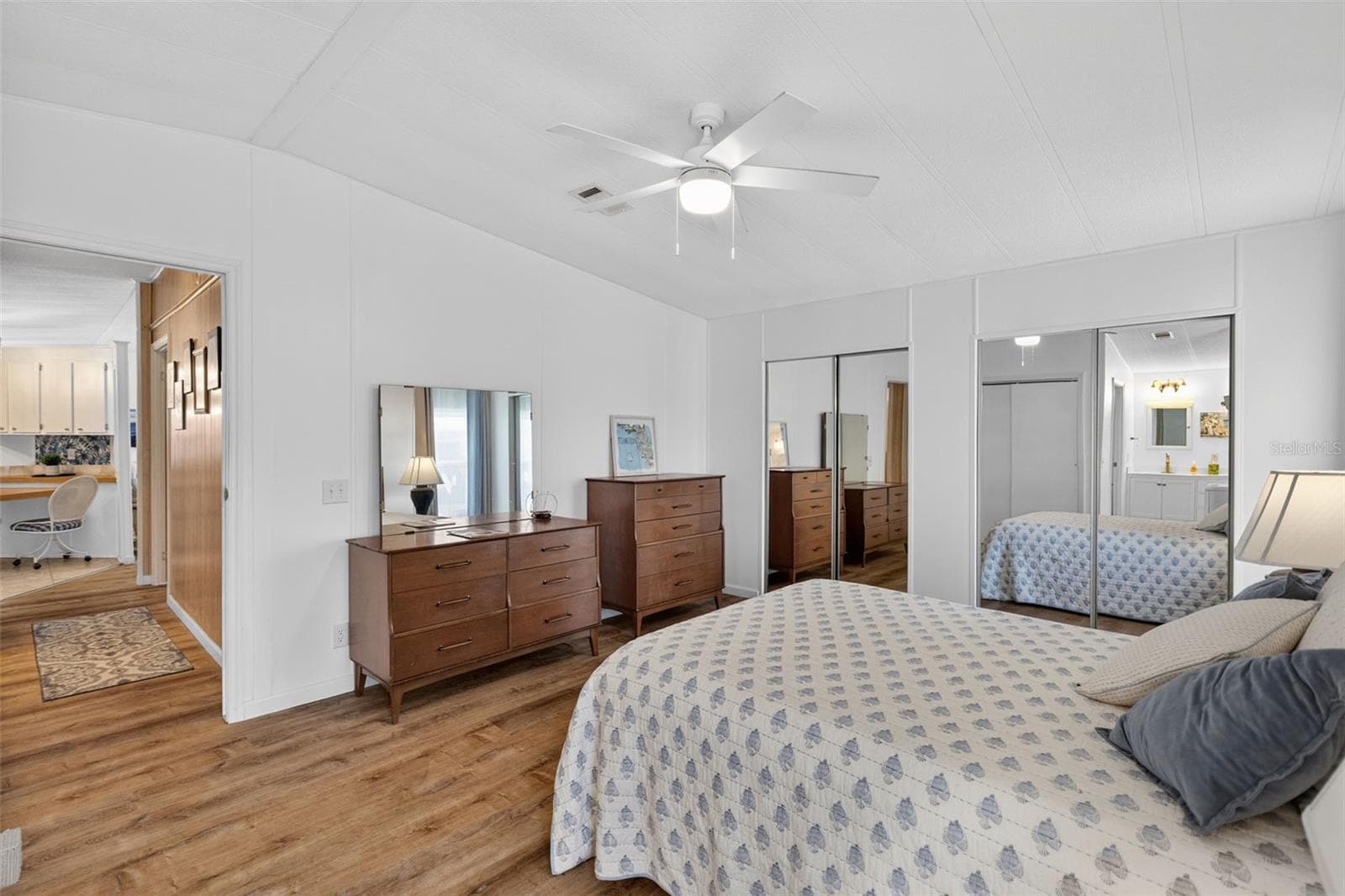 Manufactured Home at 485 LOMA LINDA, NORTH PORT, photo 13 of 30
