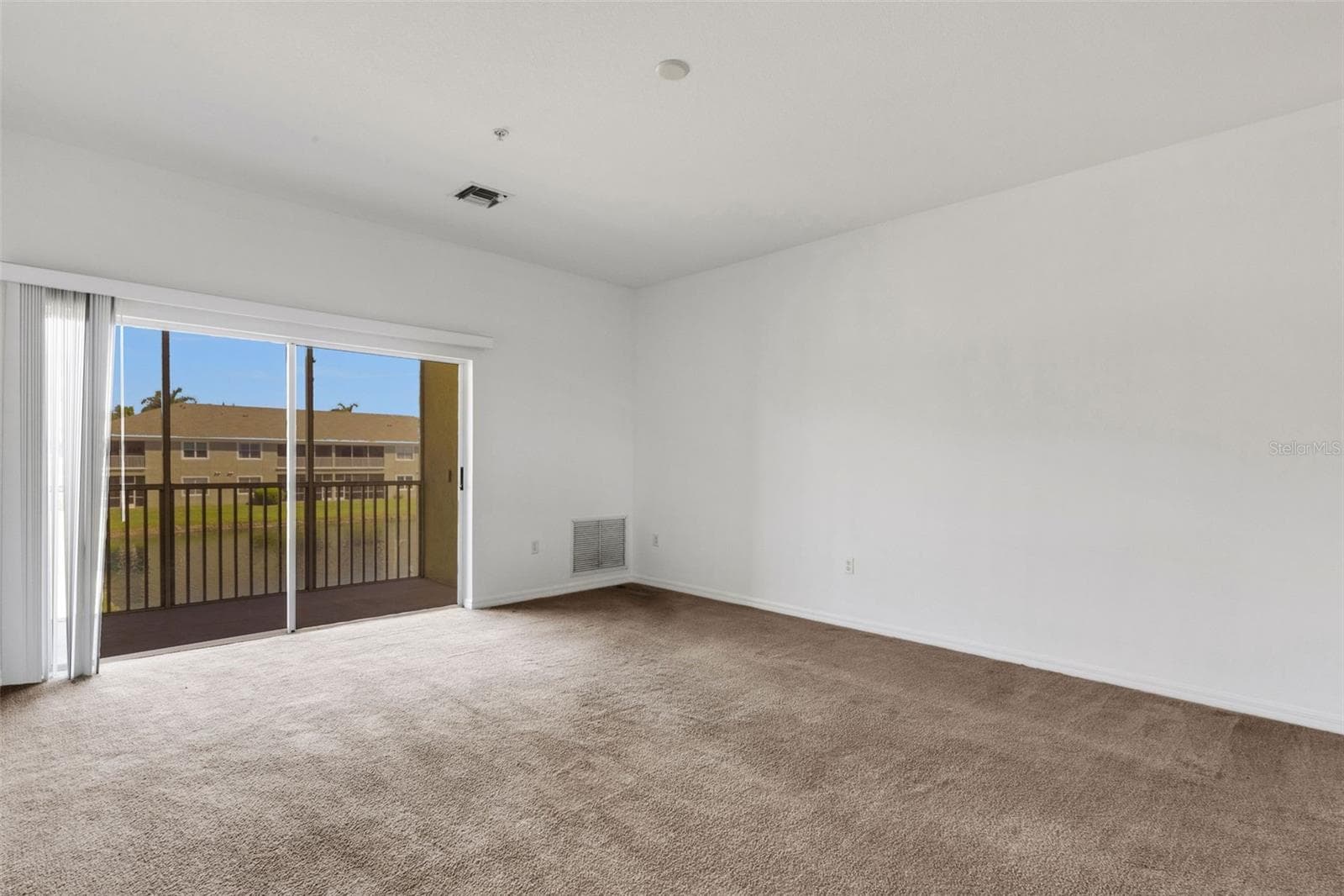 Condominium at 5328 MANG PL #1305, SARASOTA, photo 12 of 43