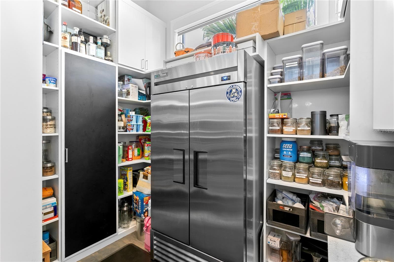 Walk-In Kitchen Pantry/Scullery - 2 SANDPIPER RD, TAMPA