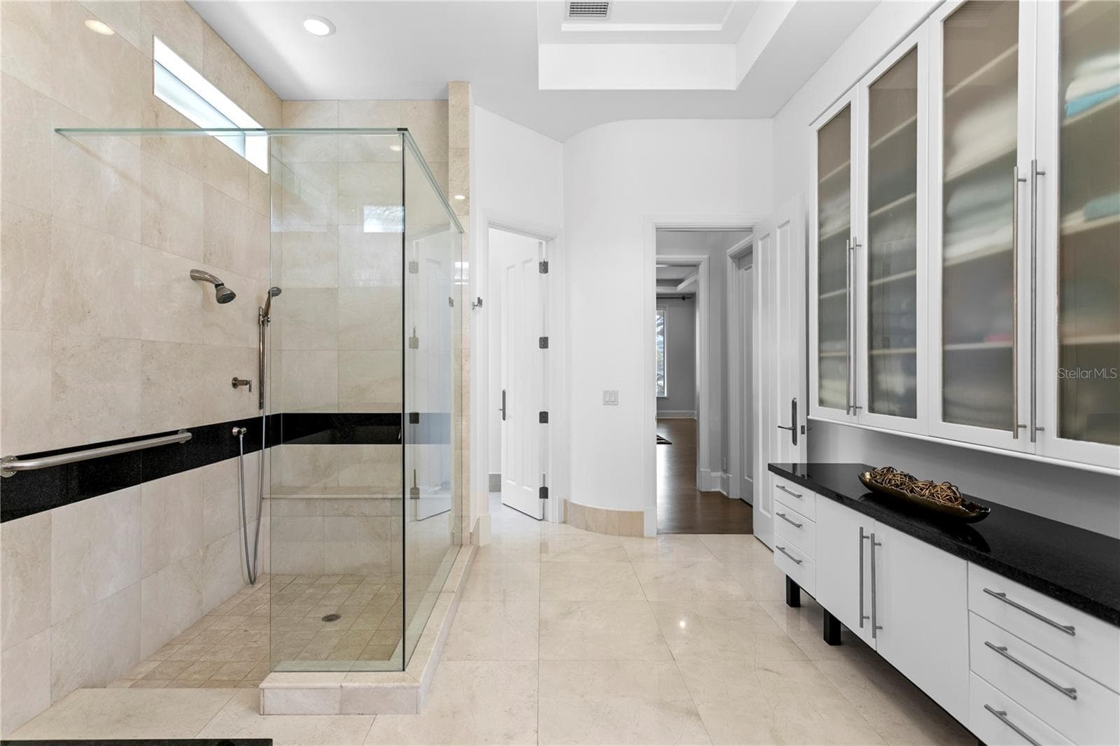 Built-In Storage and French Door out to Pool - 2 SANDPIPER RD, TAMPA