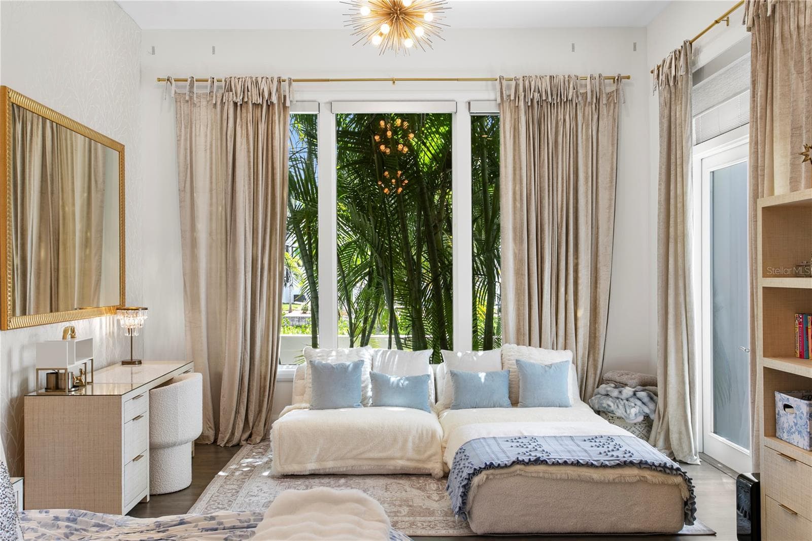 Floor to Ceiling Windows and French Doors out to Pool - 2 SANDPIPER RD, TAMPA