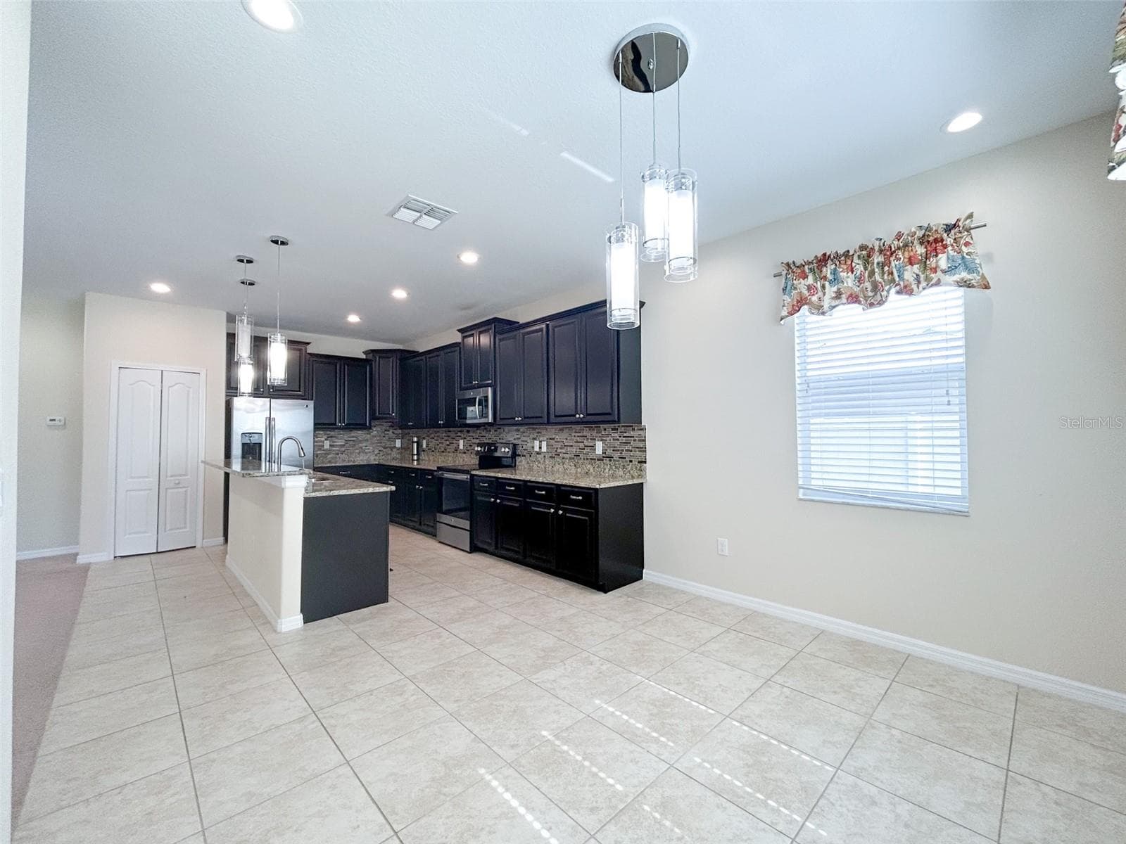 Single Family Residence at 13814 BEE TREE CT, HUDSON, photo 32 of 66