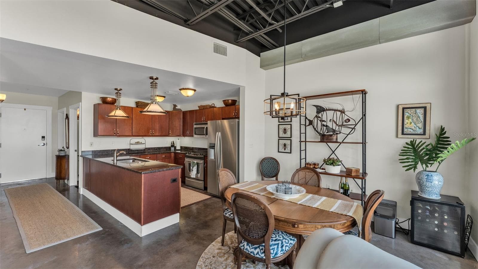Condominium at 125 N KENTUCKY AVE #505, LAKELAND, photo 9 of 44