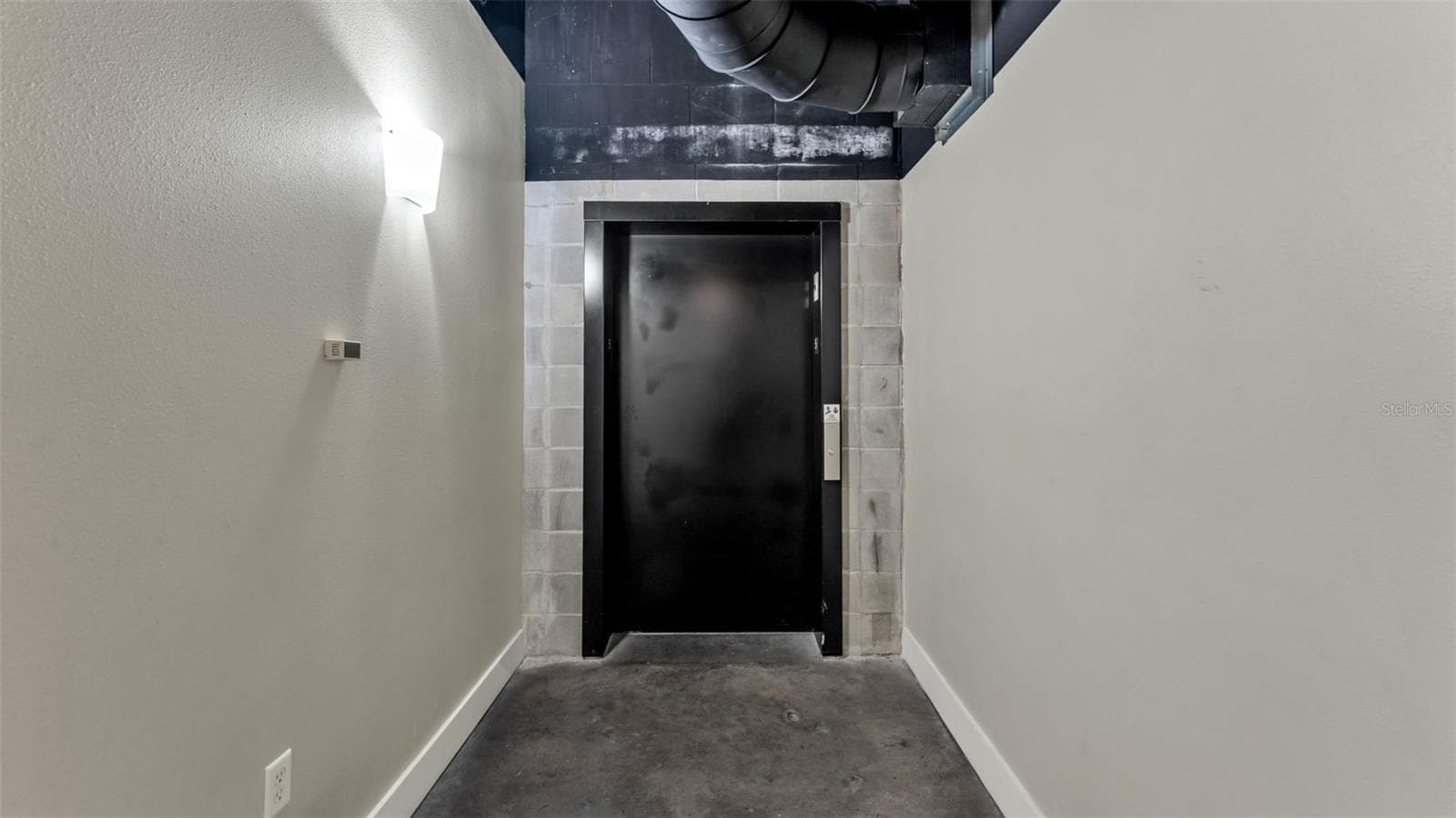 Condominium at 125 N KENTUCKY AVE #505, LAKELAND, photo 33 of 44