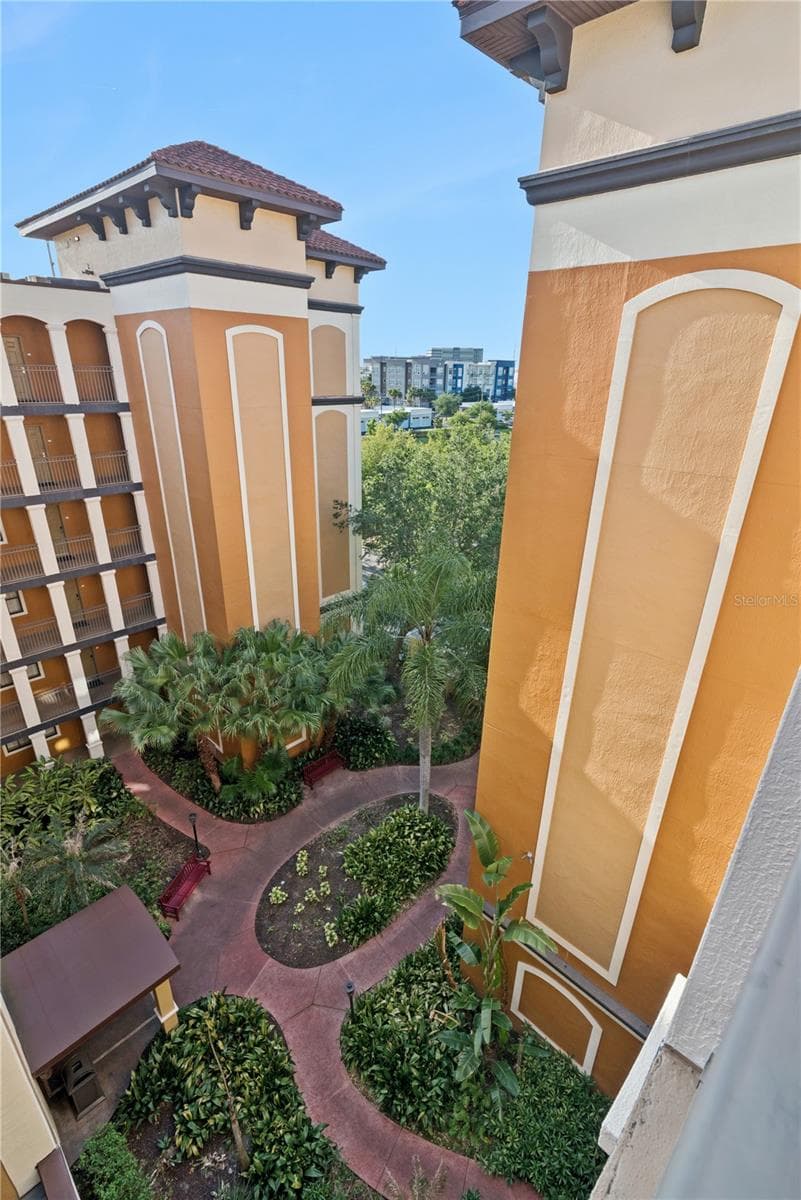 Condominium at 12538 FLORIDAYS RESORT DR #602C, ORLANDO, photo 23 of 34