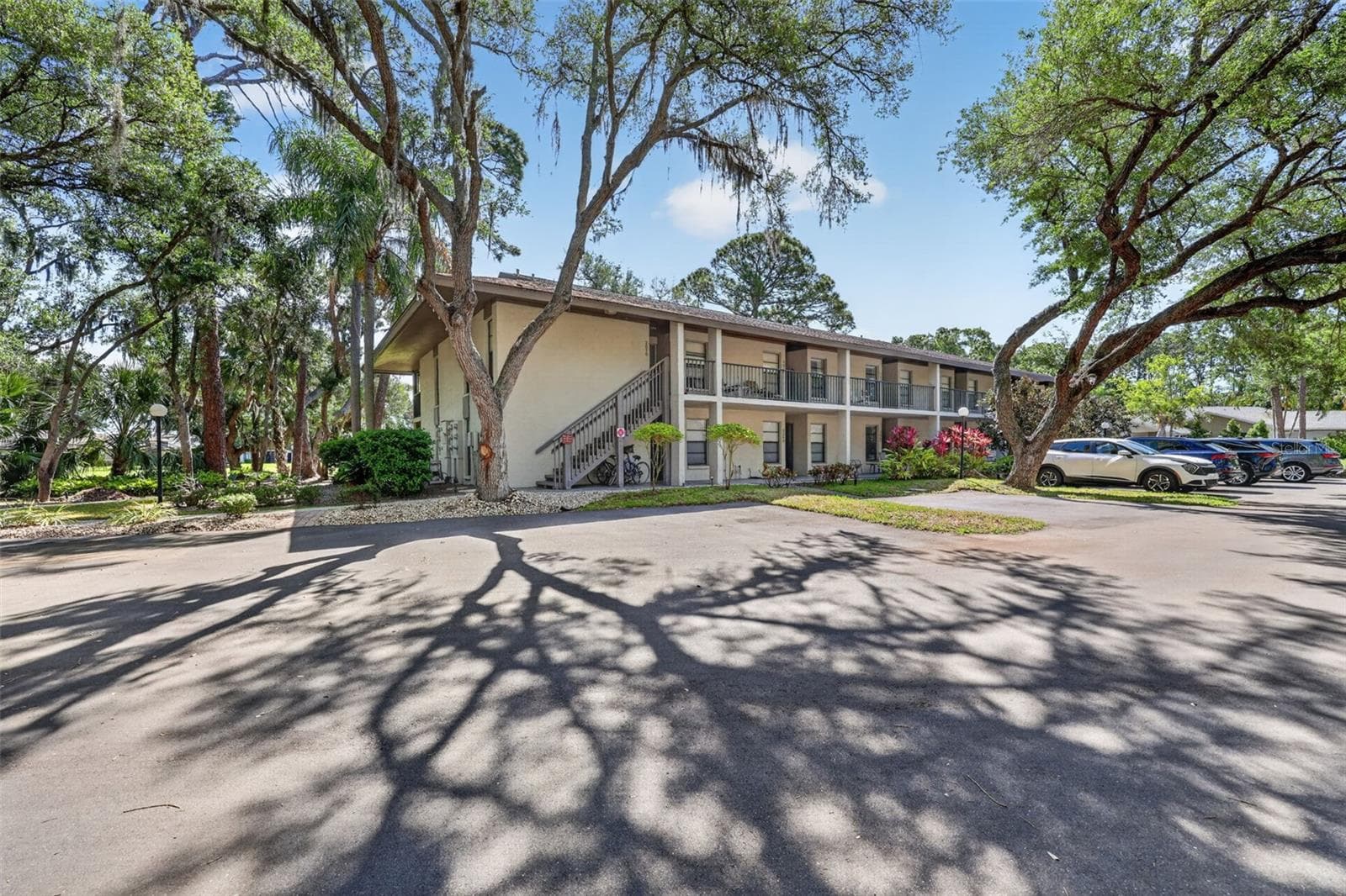 3061 QUAIL HOLW ## 35