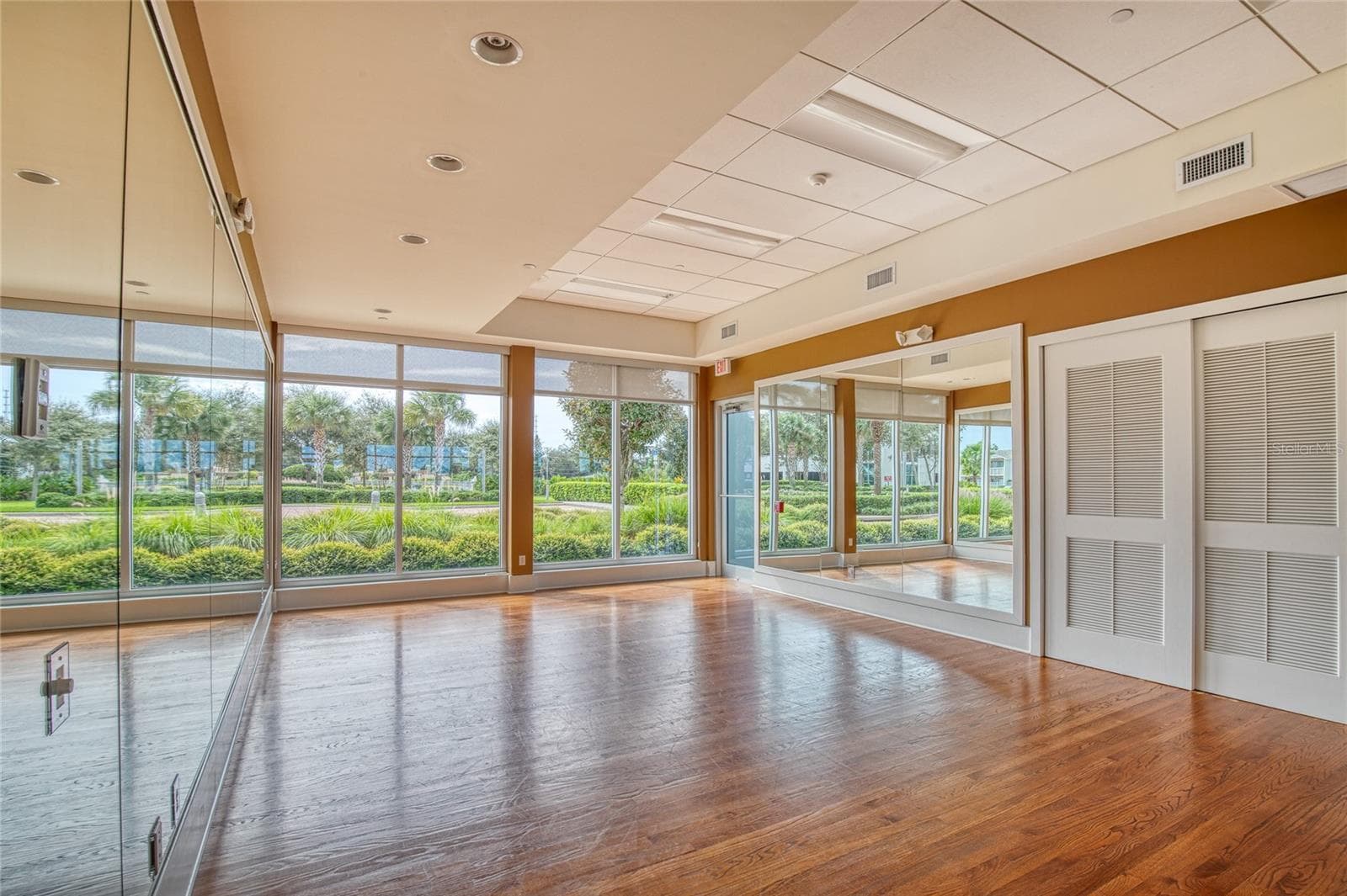 Community - 241 RIVERSIDE DR #405, HOLLY HILL