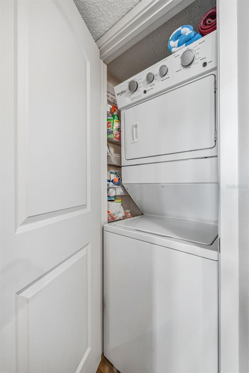 Washer/Dryer - 9425 BLIND PASS RD #705, ST PETE BEACH